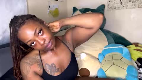 Snapshot of 000cloud9000 chatting on 04.04.26 Cloud9 online show from 04.04.26