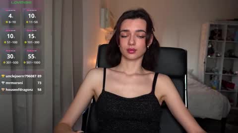 Olivia online show from 02.06.26