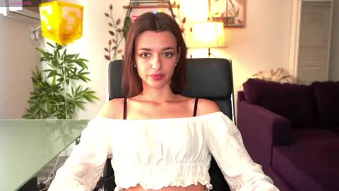 Snapshot of 0_perfect_imperfection_0 chatting on 05.19.26 Olivia online show from 05.19.26