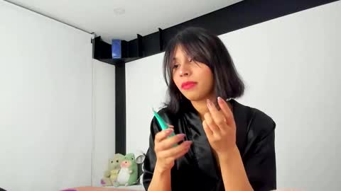 Snapshot of 0amy1 chatting on 11.11.25 amy online show from 11.11.25