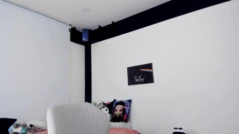 Snapshot of 0amy1 chatting on 11.14.25 amy online show from 11.14.25