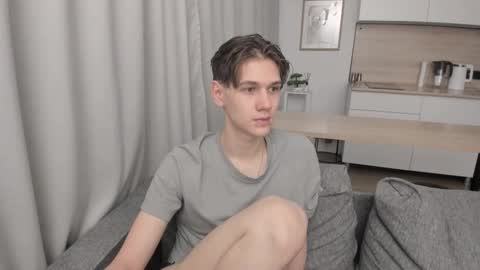 Adam online show from 10.08.25