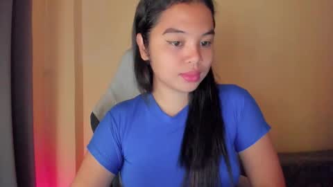 Snapshot of 0wwlo0k chatting on 10.15.25 0wwlo0k online show from 10.15.25