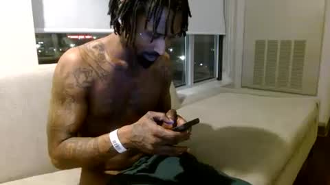 Darkmeat100 online show from 01.12.25