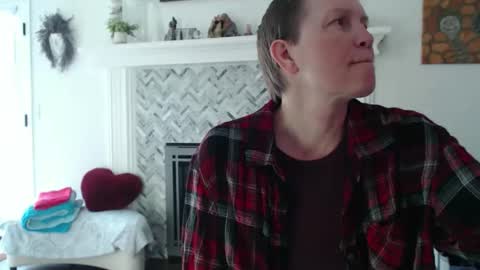Aurora Willows online show from 05.06.26