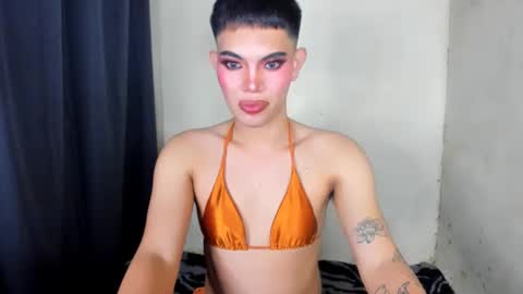 Leren online show from 03.02.25