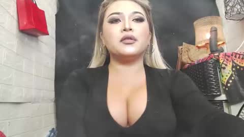 sexy kia online show from 12.03.25