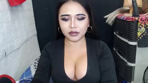 Snapshot of 12inchsexyanacodats chatting on 12.15.25 sexy kia online show from 12.15.25