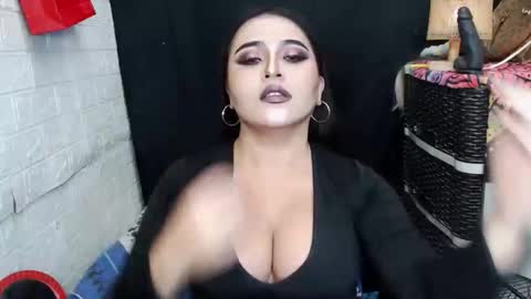 Snapshot of 12inchsexyanacodats chatting on 12.15.25 sexy kia online show from 12.15.25