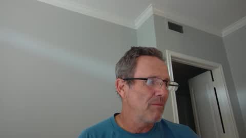 Snapshot of 13glanmorfa chatting on 11.17.25 13glanmorfa online show from 11.17.25