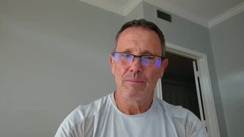 Snapshot of 13glanmorfa chatting on 11.27.25 13glanmorfa online show from 11.27.25