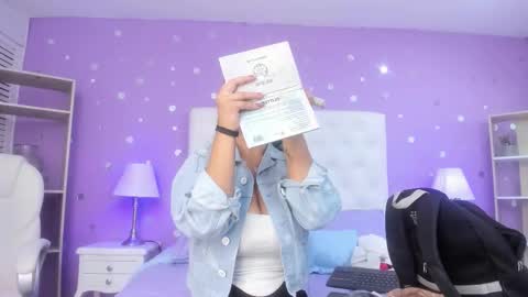 Scarlette  online show from 12.04.25