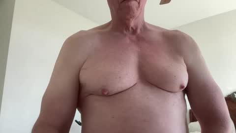 Snapshot of 1800fun2 chatting on 12.16.25 1800fun2 online show from 12.16.25