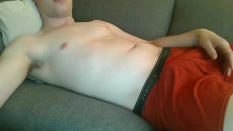 Snapshot of 18chillin chatting on 09.10.25 18chillin online show from 09.10.25