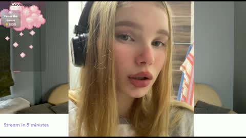 Kira online show from 11.07.25