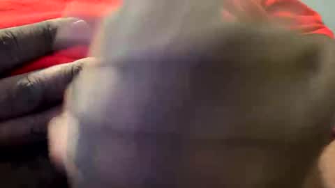 19bbc88 online show from 11.29.25