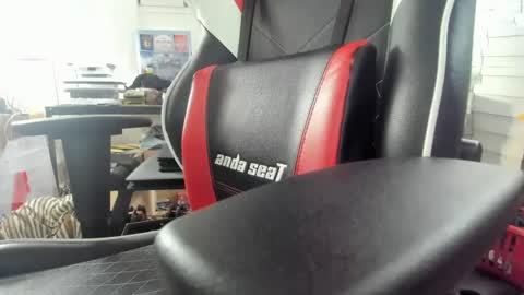 Snapshot of 1bigloadasian chatting on 02.02.25 1bigloadasian online show from 02.02.25