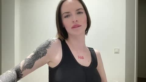 DOVE online show from 11.14.25