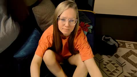    online show from 04.06.26