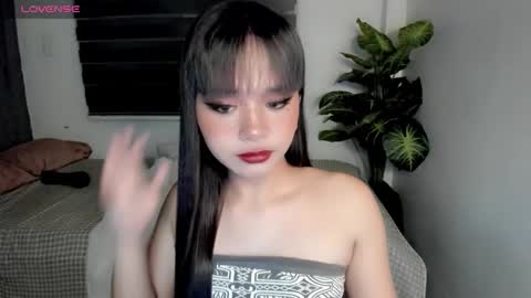 Snapshot of 1hottiegabby chatting on 09.09.25 Gabby online show from 09.09.25