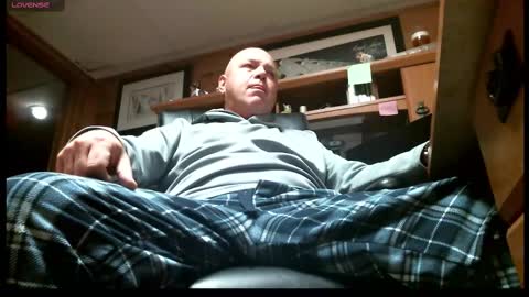 Snapshot of 1hungleft4u chatting on 09.21.25 1hungleft4u online show from 09.21.25