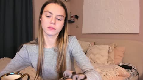 Snapshot of 1i1ypa1mer chatting on 12.10.24 Lily 3 online show from 12.10.24