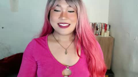 1lovelymess online show from 04.06.26