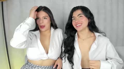 Snapshot of 1m_emily chatting on 11.14.25 . online show from 11.14.25