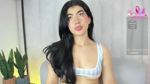 Snapshot of 1m_emily chatting on 12.15.25 . online show from 12.15.25