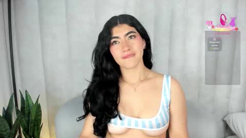 Snapshot of 1m_emily chatting on 12.21.25 . online show from 12.21.25