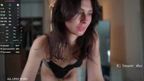 Snapshot of 1mari_01 chatting on 10.29.25 Marie online show from 10.29.25