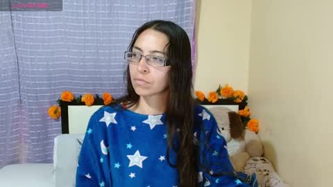 paola online show from 11.12.25