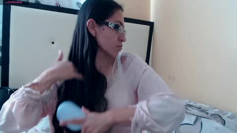 paola online show from 05.14.26