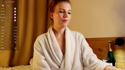 VICTORIA online show from 10.03.25