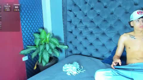 1Threestar online show from 02.22.25