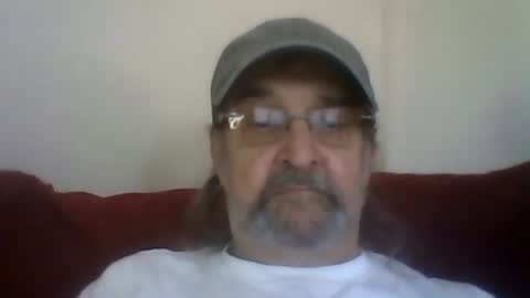 Snapshot of 1valentine chatting on 10.26.25 1valentine online show from 10.26.25