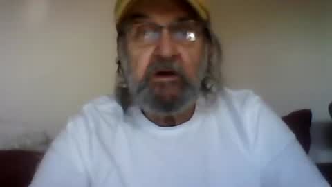 Snapshot of 1valentine chatting on 11.30.25 1valentine online show from 11.30.25