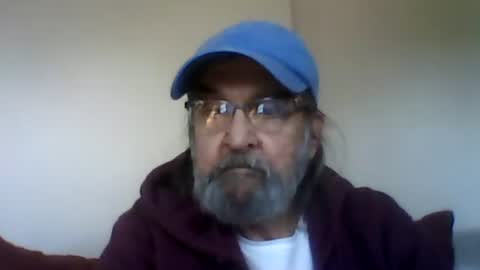 Snapshot of 1valentine chatting on 12.17.25 1valentine online show from 12.17.25