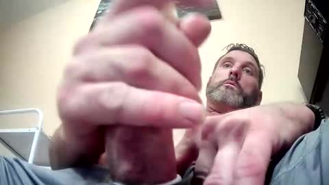 Snapshot of 1weetodid chatting on 11.05.25 iweetodid online show from 11.05.25