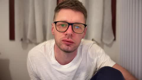 Snapshot of 2017ssseeexxx chatting on 01.16.25 Romano online show from 01.16.25