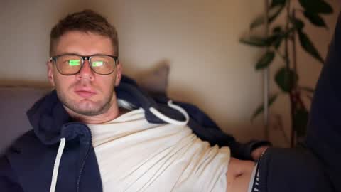 Snapshot of 2017ssseeexxx chatting on 01.17.25 Romano online show from 01.17.25