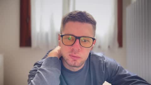 Snapshot of 2017ssseeexxx chatting on 02.19.25 Romano online show from 02.19.25