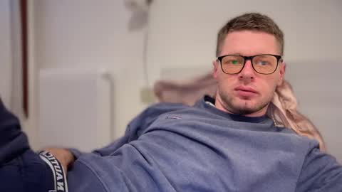 Snapshot of 2017ssseeexxx chatting on 02.21.25 Romano online show from 02.21.25