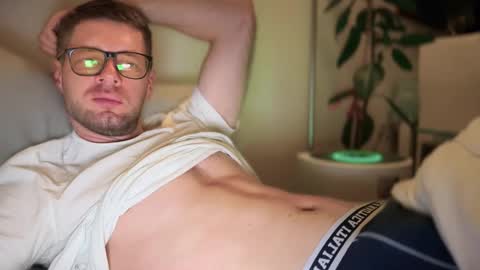 Snapshot of 2017ssseeexxx chatting on 02.21.25 Romano online show from 02.21.25