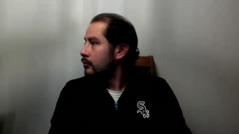 Snapshot of 2024newmiguel chatting on 11.27.25 Miguel online show from 11.27.25