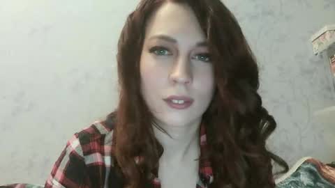 Snapshot of 20dasha chatting on 09.13.25 20dasha online show from 09.13.25