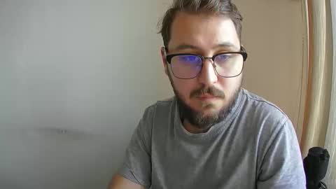 Snapshot of 21jus chatting on 11.14.25 21jus online show from 11.14.25