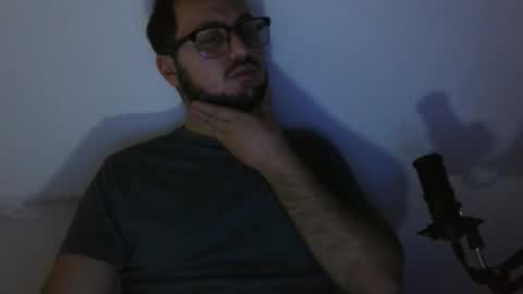 Snapshot of 21jus chatting on 11.24.25 21jus online show from 11.24.25