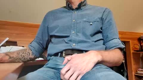 Snapshot of 22_acacia_avenue chatting on 10.16.25 22_acacia_avenue online show from 10.16.25