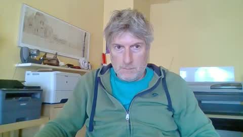 22esserre online show from 09.18.25